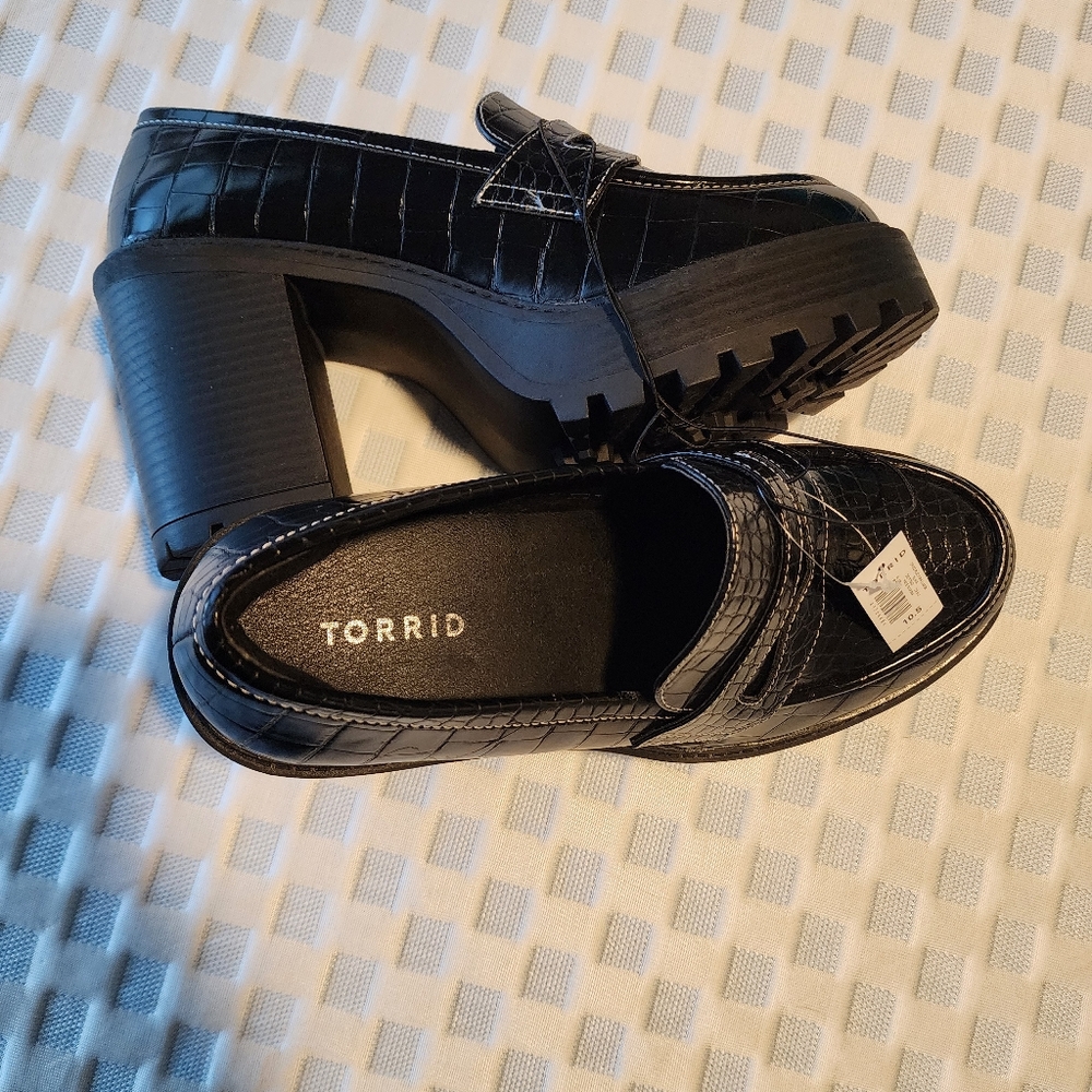 Torrid Croc Platform Loafers, Black, Size 10WW and Size 10.5WW
